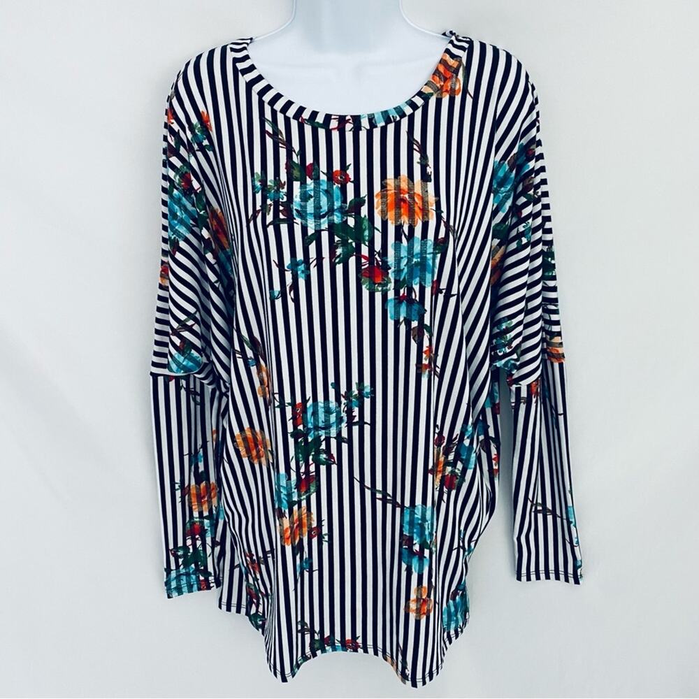 Amelia James Top/Tunic Size Medium